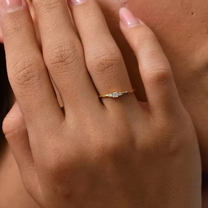 Elegante Anillo de Compromiso de Moissanita Chapado en Oro de 18K y Oro Rosa sobre Plata de Ley con Engaste de Garras y Corte Brillante para Fiesta de Mujer - Product Image 3