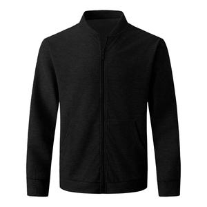 Chaqueta Varsity Personalizada para Hombre, Impermeable, Cortavientos, Transpirable, con Mangas de Cuero y Forro Polar, Diseño Elegante - Product Image 2