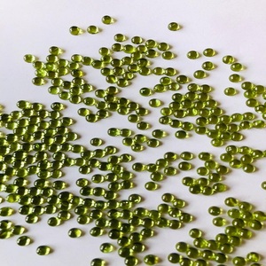 Piedra preciosa de peridoto natural Color verde con certificación IGI - Product Image 4