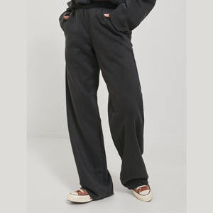 Vente en gros de sweatshirt en tricot de haute qualité avec logo personnalisé fabricants de vêtements de sport streetwear sweat unisexe à col rond pour femmes - Product Image 2