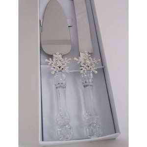 Servidor de pasteles de estilo antiguo de inspiración vintage con detalles intrincados y patrones ornamentados para momentos sofisticados para servir pasteles - Product Image 6