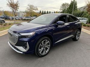 Vehículos Usados de Segunda Mano 2022 Q4 e-tron Sportback Listos para Enviar - Product Image 3