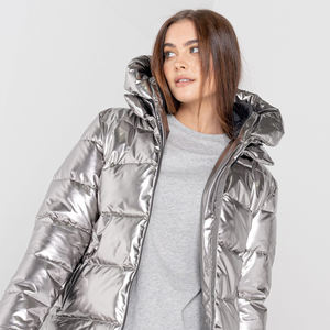 Chaqueta acolchada reciclada de invierno 2025 para mujer, abrigo de Fitness hinchado brillante informal con cremallera de talla grande para exteriores, OEM disponible - Product Image 3