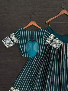 เสื้อเบลาส์ lehenga choli ผ้าฝ้ายพื้นเมืองอินเดียเย็บปักด้ายใส่ทำงานแต่งงาน - Product Image 4