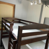 Multifunktionales Modernes Doppelstockbett aus Massivem Kiefernholz mit Matratzen Holz-Etagenbett