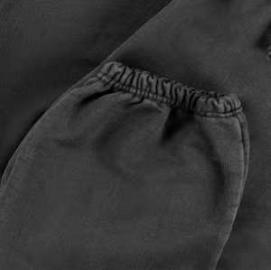 Pantalon de survêtement décontracté pour hommes, tenue quotidienne, taille élastique, cordon de serrage, fabricant OEM, pantalon de survêtement pour hommes avec tissu doux et confortable - Product Image 5