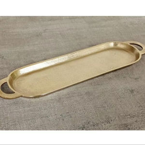 Bandeja para servir oblonga de oro táctil clásica con asas planas Titan Lighting Gold Twig Handle Diferentes artesanías de metal decorativas - Product Image 1