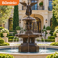 Fontaine de jardin à plusieurs niveaux en bronze coulé européen de luxe, avec ange ailé et chérubin, pour manoir, hôtel, cour.