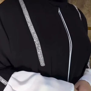 Élégant modeste brodé à la main femmes Premium diamant chaîne Sproty Abayas formelle traditionnelle Dubaï robes tissu respirant - Product Image 1