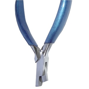 Pince à nouer le bracelet de montre en acier inoxydable et idéale pour couper des encoches dans les bracelets de montre - Product Image 4