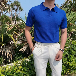 Camiseta de manga corta de Jacquard liso para hombre con cuello en V transpirable estampado informal - Product Image 5