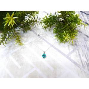 Collar de turquesa, Plata de Ley 925 con joyería de piedras preciosas de platino hecha a mano para mujer, regalo perfecto para el momento de la semana, para el día de la mujer - Product Image 1