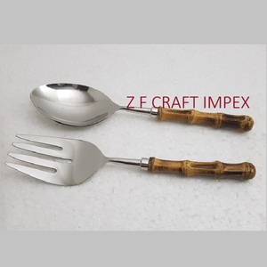 Nouveaux accessoires de cuisine Nouveau Design tendance Cuillères de service à salade Bois naturel Résine Poignée commune Outils de serveur en acier inoxydable - Product Image 6