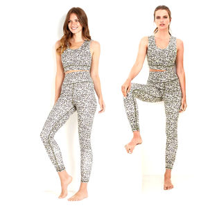 Mallas de entrenamiento de mezcla de nailon-Spandex para mujer, pantalones de gimnasio de cintura alta con bolsillos, ropa de Yoga elástica para Fitness - Product Image 6