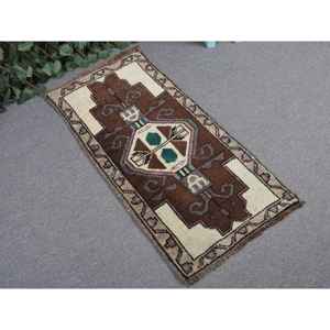 พรมวินเทจสไตล์ตุรกี ขนาด 1.7x3.4 ฟุต พรมขนาดเล็ก สีน้ำตาลเขียว พรมโมร็อกโก - Product Image 1