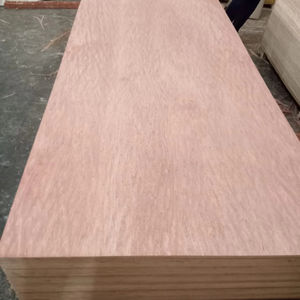 Solución Total para Apartamentos Modernos, Madera Contrachapada Comercial con Chapa de Eucalipto y Núcleo de Madera Dura, Pegamento WBP, Emisión de Formaldehído E2 - Product Image 1