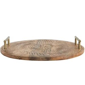 Assiette de chargeur de finition antique décorative au design élégant pour la restauration plateau de service en métal fabriqué à la main - Product Image 4