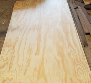 Poutre en contreplaqué de pin LVL de fabrication professionnelle en gros, épaisseur 9mm-18mm, surface polie, qualité A2, E0, importée des États-Unis - Product Image 4