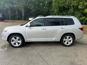 Toyota Highlander Limited 2010 / Disponible à la vente avec faible kilométrage, moteur essence / Véhicule d'occasion en excellent état et sans accident - Product Image 2