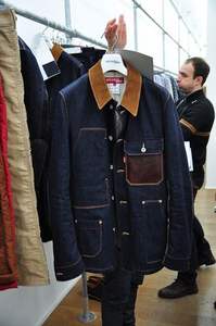 วิวัฒนาการของชุดทำงานตั้งแต่สไตล์ยูทิลิตี้ไปจนถึงการเพิ่มขึ้นของชุดทำงานความทนทานที่มีสไตล์มาพร้อมกับความสะดวกสบาย - Product Image 3