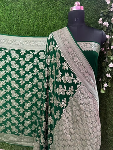 Sari en Georgette Khaddi Banarasi pur, tissage semi-artisanal, tissage élégant, tissu lisse, beau design traditionnel, fête, soleil - Product Image 6