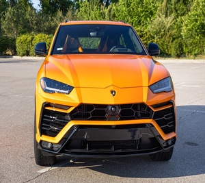 2022 แลนโบร์กินี ยู/รัส เครื่องยนต์เทอร์โบ V8 641 แรงม้า ระบบขับเคลื่อนสี่ล้อ สีอารันซิโอ โบเรลิส รุ่นดั้งเดิม พร้อมจัดส่ง - Product Image 1