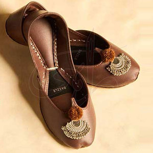 Servicio OEM, Último Modelo de Khussa para Mujer, Hecho a Medida, Parte Superior de Rexine, Entresuela de Cuero Genuino, Antideslizante, para Todas las Temporadas - Product Image 2