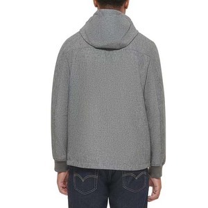 Veste de chasse imperméable en softshell de couleur grise pour le camping - Product Image 2