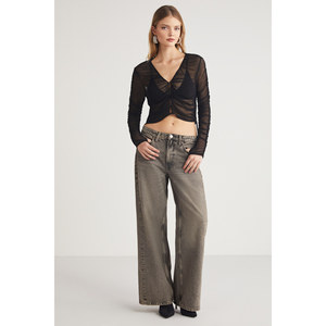 ETHIQUET RITA Blusa de tul con botones y manga larga para mujer - Product Image 3