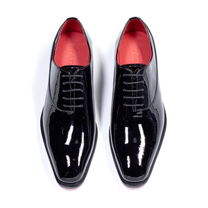 Chaussures habillées classiques en cuir véritable pour hommes, style brogues à bout ailé, idéales pour les affaires et les soirées - Product Image 3