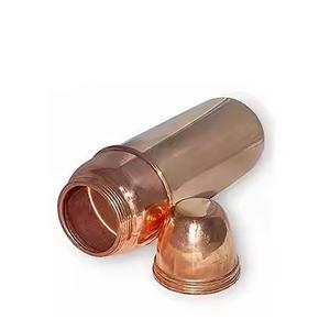 Bouteille d'eau en cuivre moderne de nouveau style avec des verres isolés en matériau antirouille disponibles pour les bureaux et la salle de sport - Product Image 3