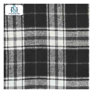 Russie nouvelle mode personnalisé flanelle tissu impression fil teint tissu vérifier avec couper le trou pour vêtement - Product Image 4