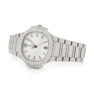 Reloj de Lujo Personalizado con Diamantes de Moissanita y Cristal de Cuarzo, Estilo Hip Hop - Product Image 2