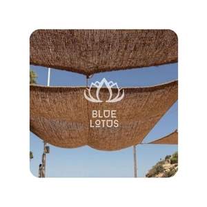 Voile d'ombrage en fibre de coco, style rustique, pour l'extérieur - Product Image 1