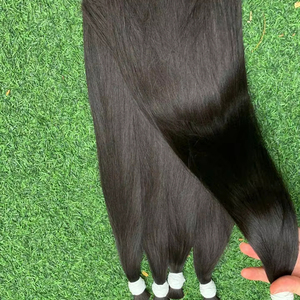 Precio de fábrica Color claro #4 Extensiones de cabello Remy natural Recto Onda de cuerpo profundo Trama de cabello virgen a granel Color claro Teñido Negro - Product Image 3
