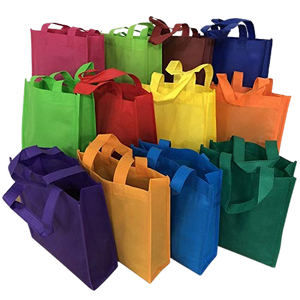 Bolsas de Compra Ecológicas Excepcionalmente Elaboradas, No Tejidas, Venta al por Mayor Directamente de Fábrica en Vietnam, Diseño Duradero y Elegante - Product Image 1