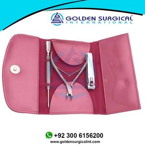 Kit de soin des ongles professionnel pour voyage |   Pince à cuticules, pousse-cuticules, coupe-ongles en acier inoxydable - Product Image 2