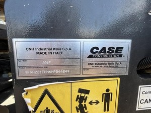 2022 Case 221F Chargeur sur roues - Product Image 6