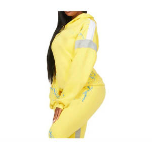 Survêtement empilé personnalisable haut de gamme pour femme – Tissu polaire léger et durable, design vintage uni, style urbain, 2 pièces - Product Image 2