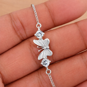 Pulsera Clásica de Plata de Ley con Baño de Rodio y Mariposa con Circonitas de Rhaya Jewels para Fiestas de Boda Infantiles y Regalos - Product Image 2
