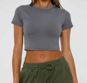 Haut court pour femmes pour la salle de sport, le fitness, l'entraînement, le yoga, vêtements de sport actifs, vêtements de sport personnalisés pour l'exercice quotidien - Product Image 2