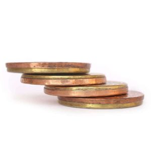 Dessous de verre ronds martelés de qualité supérieure en cuivre pur et laiton pour la protection de la table et les cadeaux. - Product Image 2