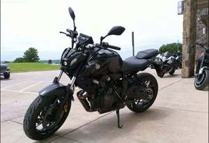 ¡OFERTA! Motocicleta Deportiva Yamaha MT-07 Lista para Usar - ¡A la Venta! - Product Image 6