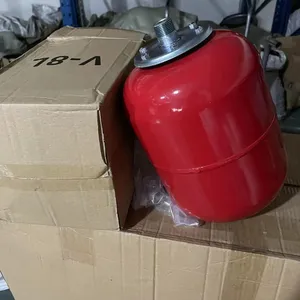 Bể mở rộng 18L như một bộ điều khiển cho bể nước áp lực phân chia và bộ thu năng lượng mặt trời ống nhiệt