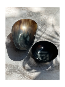 Bol artisanal en corne de bœuf naturelle - Résistant au lave-vaisselle, écologique, pour servir lors de fêtes, avec un design moderne - Product Image 2