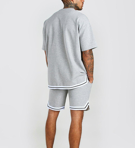Camiseta extragrande de verano personalizada y pantalones cortos con estampado Dtg de hilo largo, camiseta de pantalones cortos personalizados para hombre - Product Image 2