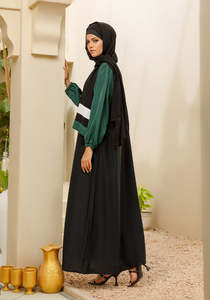Dernier modèle Design Style Musulman Paillettes Abaya pour Femmes de Haute Qualité Design Personnalisé Abaya pour Dames avec Toutes les Tailles Disponibles - Product Image 4