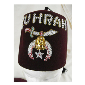 Fez avec une double rangée de strass en métal cristallin ou des strass en plastique effet aurore boréale - Product Image 2