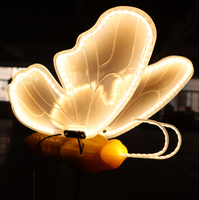 Décoration de jardin extérieure avec papillons LED colorés de 40 cm, insectes dynamiques simulés, lumières LED pour papillons, décorations de mariage