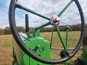 Tractor a pie John Dear 60 Diesel 2WD con motor y bomba de potencia nominal de 40 HP para uso agrícola en condiciones usadas - Product Image 4